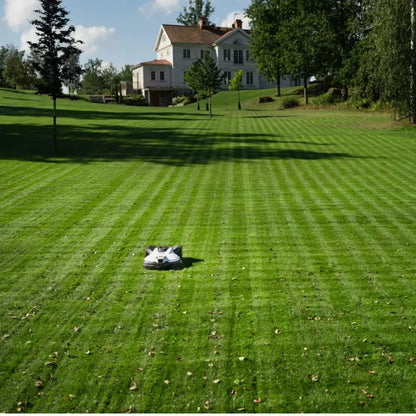 HUSQVARNA Automower® 430V NERA Robotic Mower With EPOS™ Plug-In (wire-free installation)
