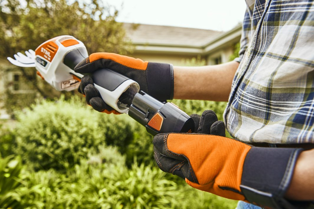 STIHL HSA 26 Cordless Shrub Shears